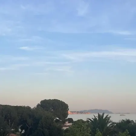 アパート Avec Vue A